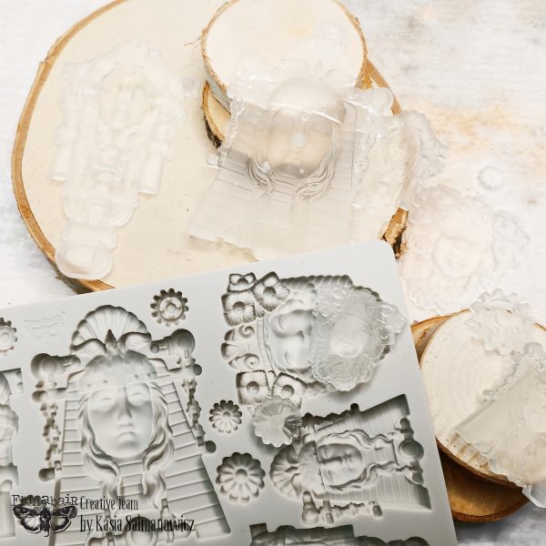 Queens of Steam - Decor Mould