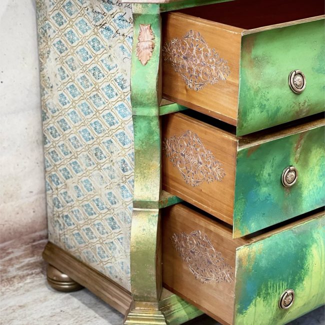 Distressed Deco- Decoupage Paper