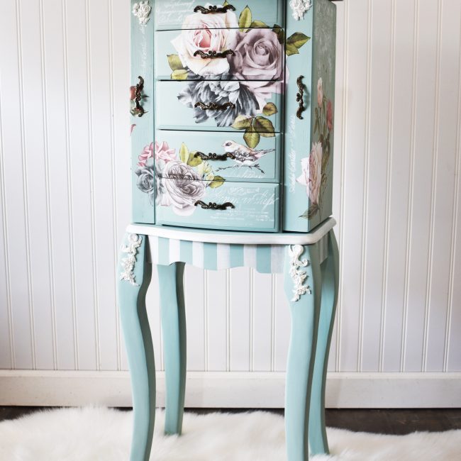 Vintage Dream - Rub-On Furniture Decal transfer by redesign with Prima!