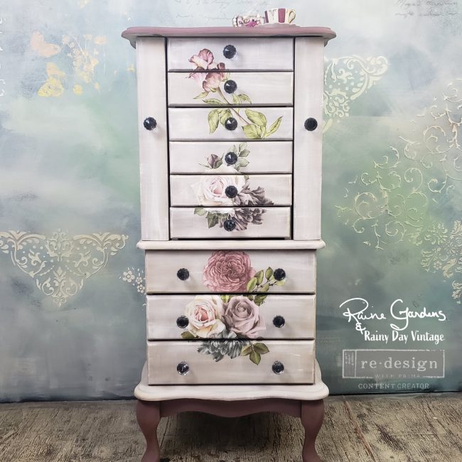 Vintage Dream - Rub-On Furniture Decal transfer by redesign with Prima!